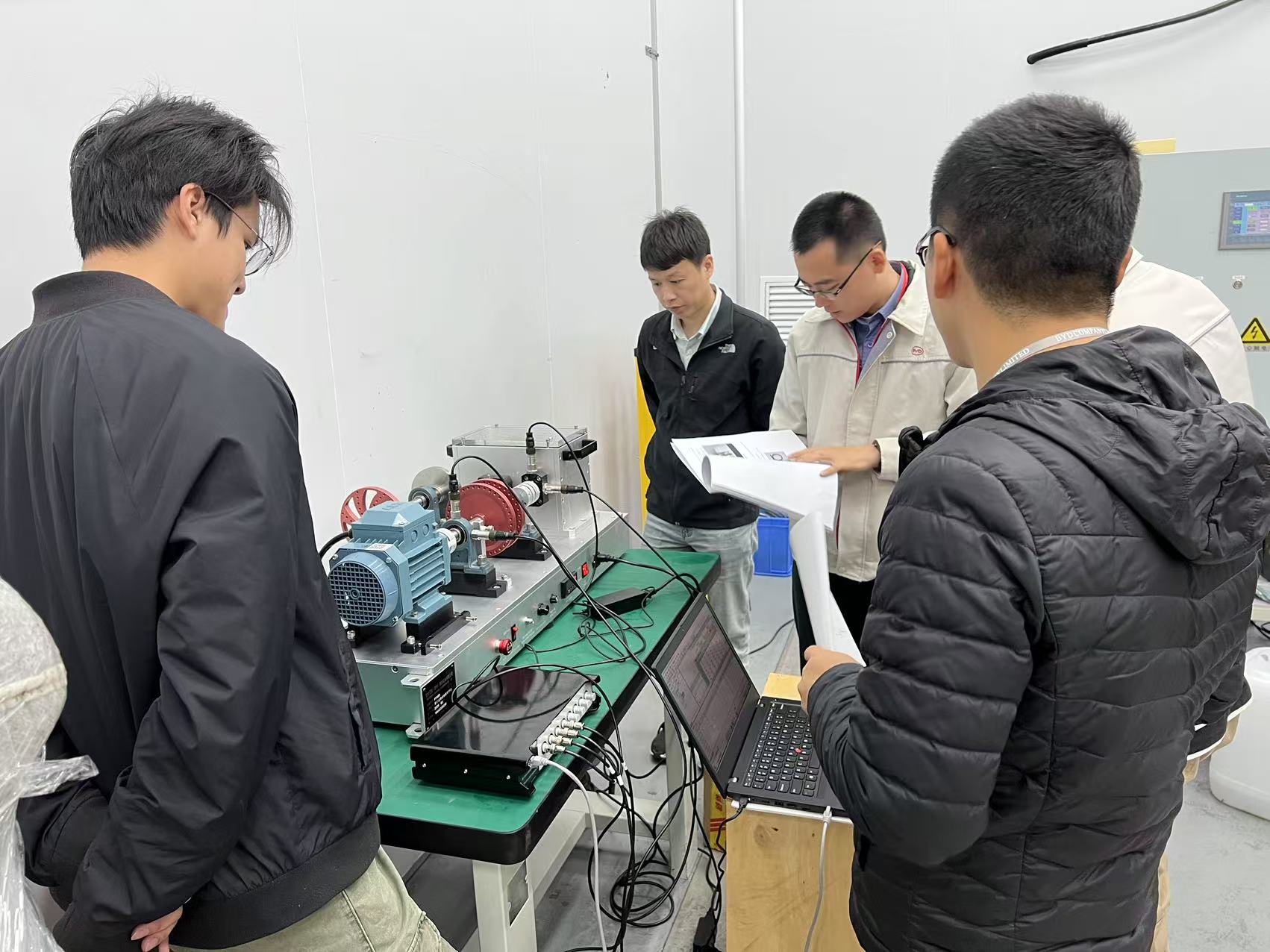 PT400Pro Máquina Vibración y Simulador de caja de cambios